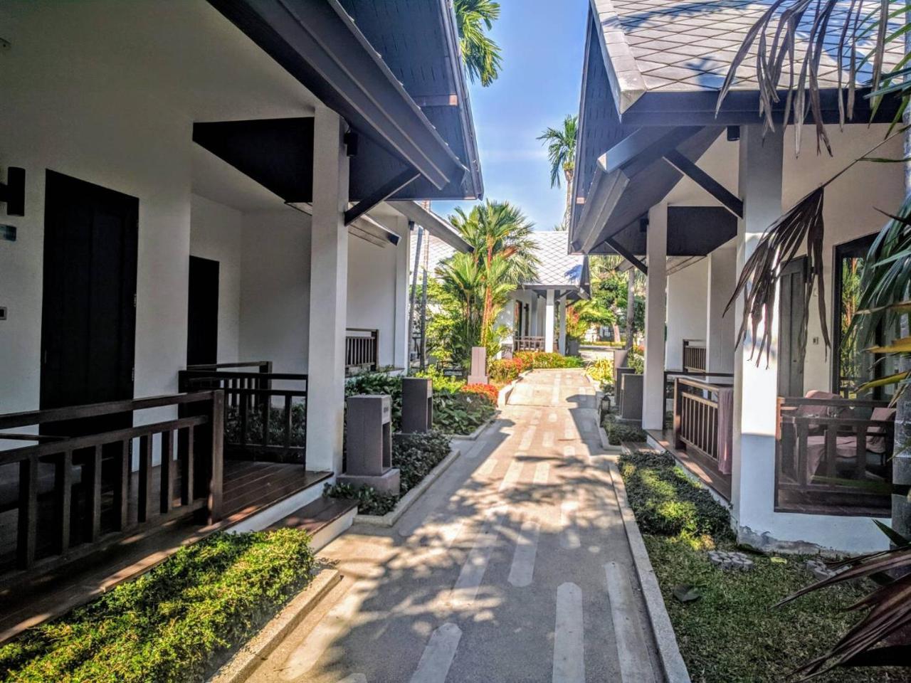 Long Beach Garden Hotel & Pavilions Pattaya Exteriör bild